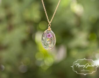OOAK necklace, boho chic, oval charm, unique flower necklace, dried flower pendant, real flowers jewelry, made in Italy, Mother's gift