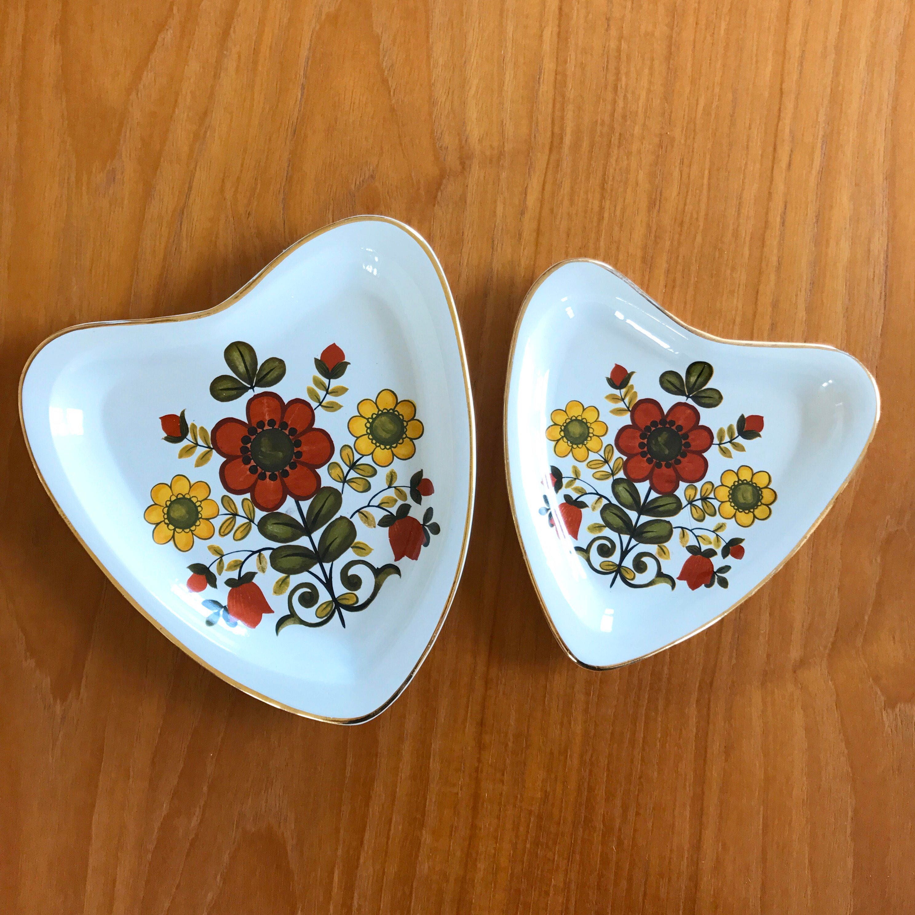 Set of 2 Vintage Heart Shaped Decorative Plates