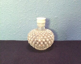 Vintage Anchor Hocking Moonstone Bud Vase
