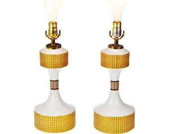 Pair of MCM Mid Century Modern Ceramic Table Lamps with Center Rotary Switch