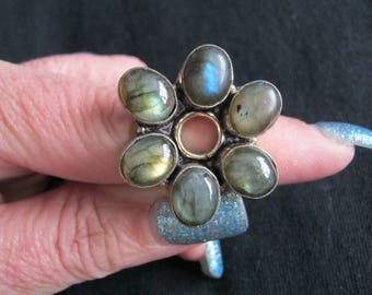 Blue Fire Ladradorite size O 925 silver