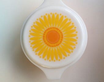 Pyrex Daisy Sunflower Casserole 1.5 Qt with Lid