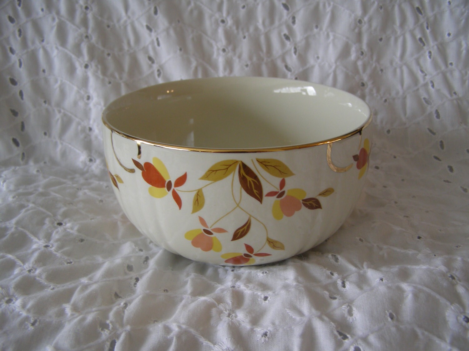 Vintage Hall Jewel Tea Autumn Leaf Ribbed Bowl