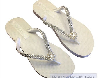 Bridal Flip Flops, Bridal FlipFlop, Wedding Flip Flops, Pearl Rhinestone Flip Flops, Bridesmaid, Beach Wedding - Bride Gift - Custom Colors