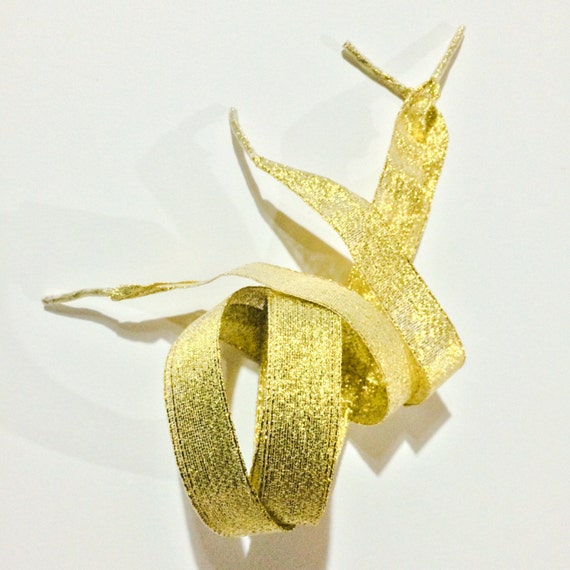 gold sb laces