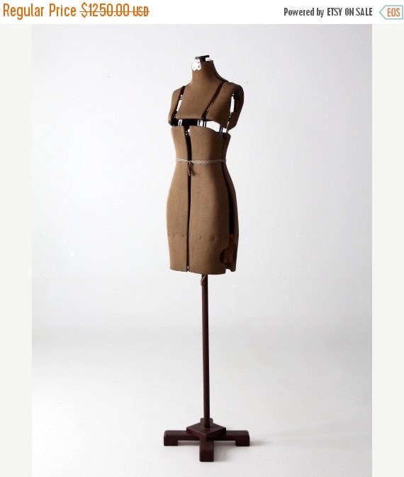 Thank You for Signing Up! Dress Form Buying Guide. Whether you are just a dabbler or an expert in the sewing field, the need for a dress form has almost certainly crossed your mind.