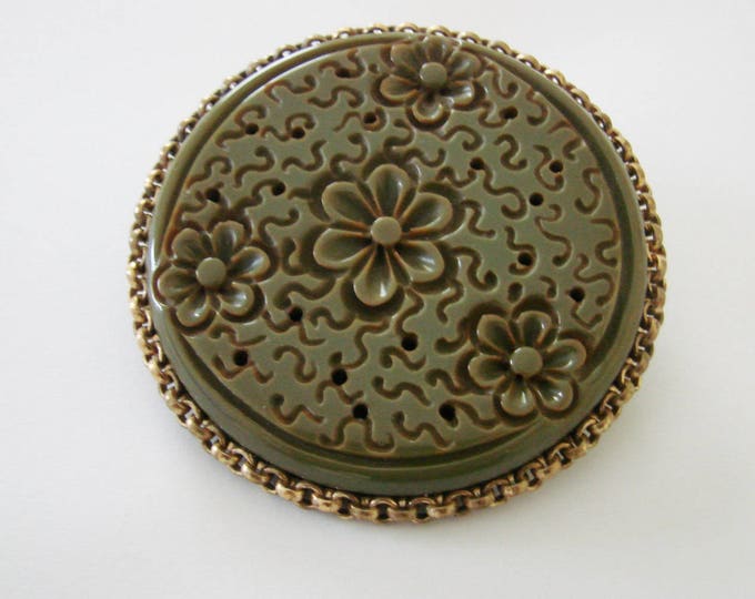 Rare Art Deco Olive Green Bakelite Brooch Dress Clips Parure / Very Large / Intricately Carved / Vintage Jewelry / Jewellery