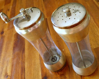 RARE 1960's Dorothy Thorpe "Silver Band" Pepper Mill & Salt Shaker--7-1/2" High x 2" Diameter--Works Great!