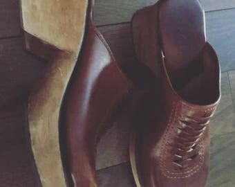 MIA Leather clogs 7 Wood heel Square Toe