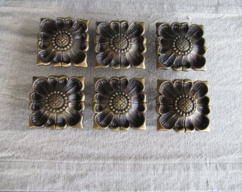Set of 6 Vintage Brass Drawer Knobs, Floral Design, Vintage Cabinet Hardware