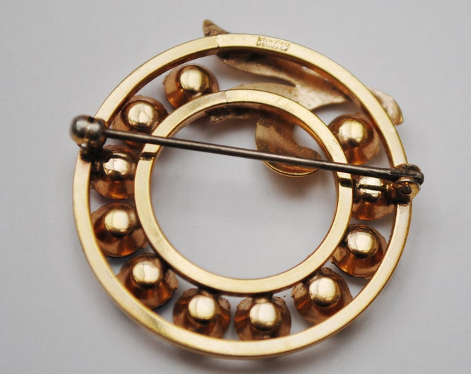 Van Dell Brooch - Round rhinestone Wreath - 1/20 12 kt gold - signed mid century Pin