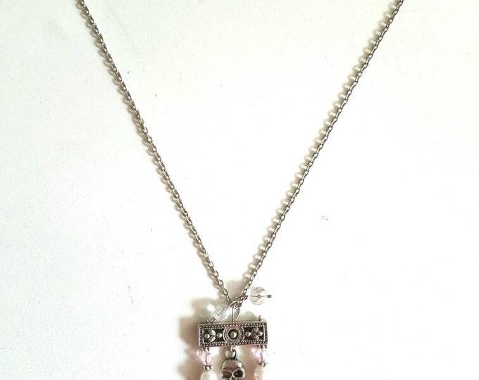 Beaded Chain Skull Pink White Gold Swing Necklace