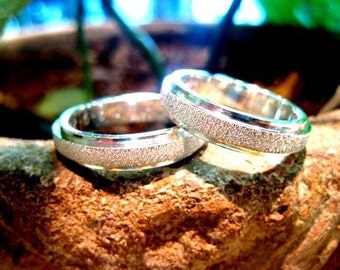 Frosted silver wedding rings