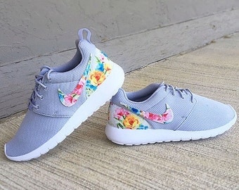 unique nike womens shoes