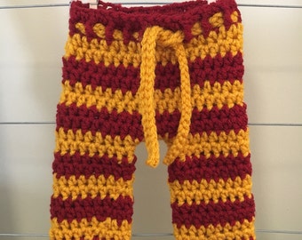 Newborn Harry Potter pants, baby Harry Potter pants, Harry Potter newborn photo prop, Harry Potter baby clothes, crochet Harry Potter pants