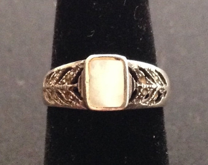 Storewide 25% Off SALE Vintage Sterling Silver Thai Han Mother Of Pearl Inlay Ladies Designer Ring Featuring Elegant Open Baguette Design