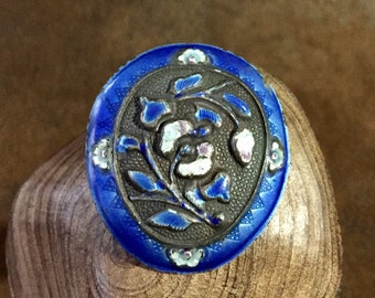 Antique Chinese Enamel Pendant