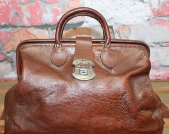 Antique Leather Doctor Bag, Gladstone Bag, Brown Leather Doctors Bag, Medical Bag, Apothecary Bag, Old Medical Bag, Antique Doctor Bag,