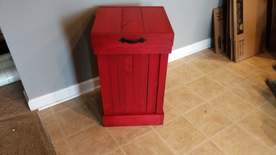 Where can you buy country-style garbage cans?