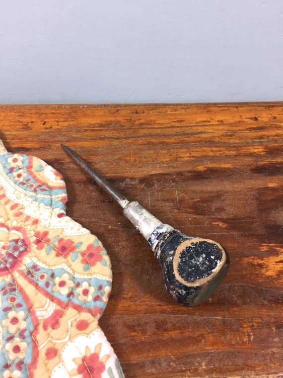 Cool Vintage Black Awl, Wooden Handle Awl, Vintage Artist Tools