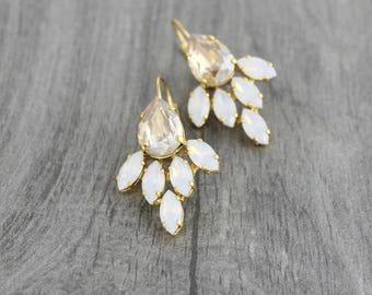 Gold Wedding earrings, Crystal Bridal earrings, Bridal jewelry, Champagne crystal earrings, Swarovski earrings, Crystal cluster earrings