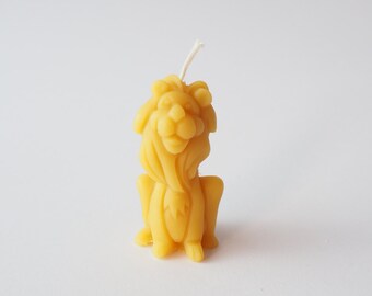 Lion shaped beeswax candle, 100% pure, poured by hand, organic, eco-friendly, Christmas, New Year, Winter, gift idea