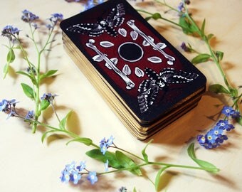 The Sasuraibito Tarot - 78 Card Deck and booklet
