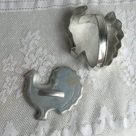 Vintage Metal Cookie Cutters / Thanksgiving Turkey Aluminum