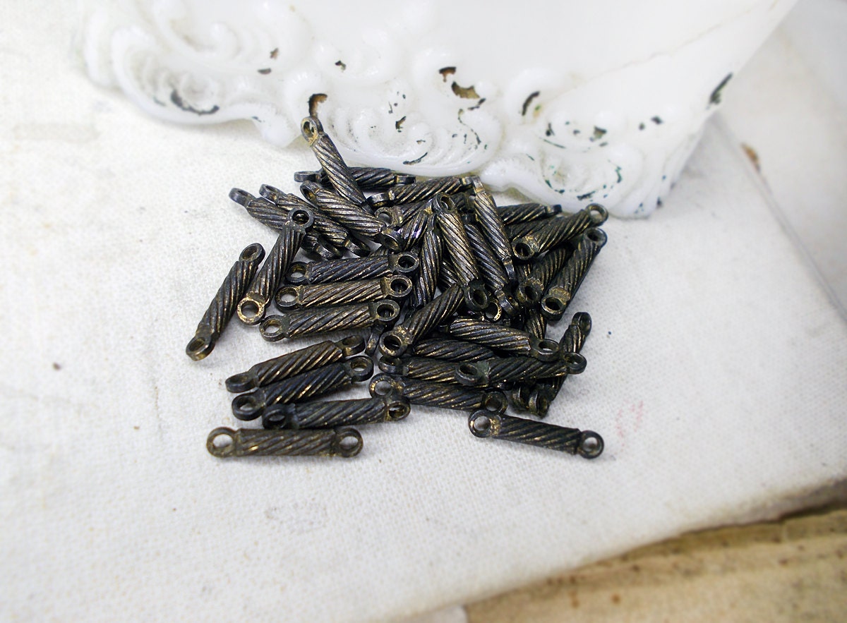 Vintage Metal Rod Connectors 8 Oxidized Gold Tone Ribbed Links