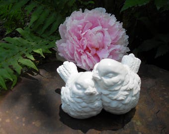 Dove Statue, Doves Statue, Dove Couple Statue, Wedding Cake Topper, Mourning Doves, Love and Peace Symbol,Garden Bird Statuary,Cement
