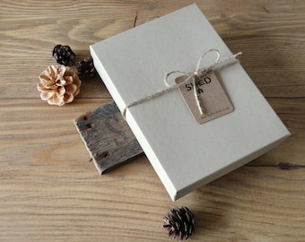 By the Shed Large Gift Box - Turfed Gift Box, Size 178mm x 128mm x 32mm, Kraft Brown Card Box - Present, Necklace, Pendant - Grass