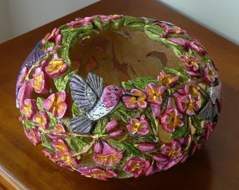 Hummingbird Gourd Art: Snowcapped Crossvine