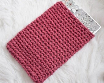 Pink Laptop Sleeve - Knit Laptop Cozy - Chunky Knitted Crochet Bright Pink Macbook Air Case