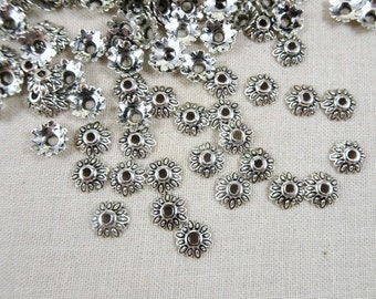 Bead Caps - Antiqued Silver Flower Bead Cap (10352NF) - 7mm - Qty 100 pcs.