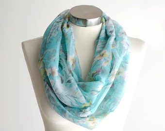 SALE, Scarf, Infinity Scarf, Flower Scarf, Floral Knit Scarf, Floral Scarf, Knit Scarf, Fashion Scarf, Winter Scarf, Scarfs, Scarves