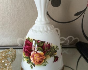 Royal Albert Bone China OLD COUNTRY ROSES Pattern Dinner/Table Bell. Made in England and Very Collectable!