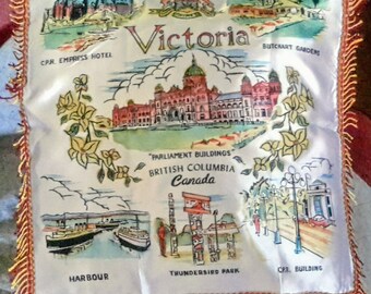 1950's Victoria souvenir pillow cover, excellent condition