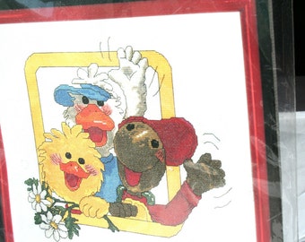 Suzy's Zoo Counted Cross Stitch by Janlynn 3850 12 x 14 Unopened Suzy's Zoo Cross Stitch, Suzy Duck Suzy and Friends Craft Project, Vintage