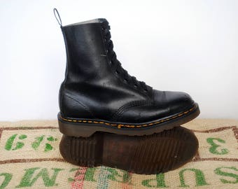 Dr martens boots | Etsy