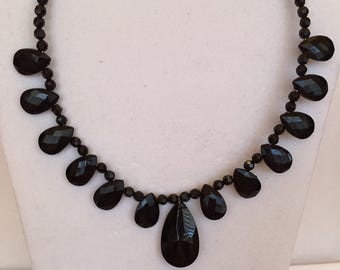 Black Shimmer Teardrop Beaded Necklace
