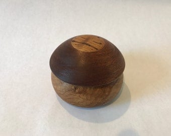 Wood turned box // Small Lidded wood box // Wood turning