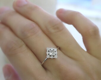 18K solid gold princess cut diamond art deco ring