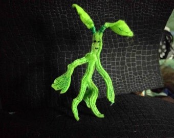 Pocket Pickett Bendable Bowtruckle Friend Based on Fantastic Beasts
