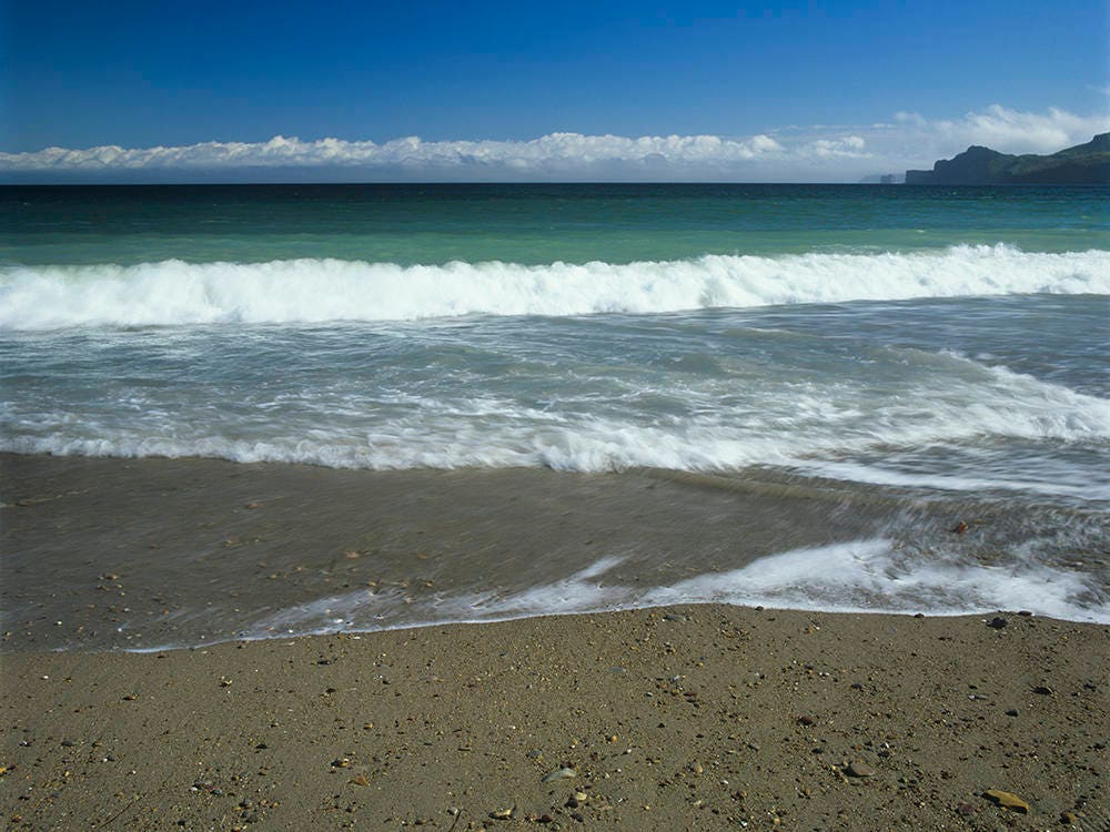 la plage de coin du banc sa mer emeraude