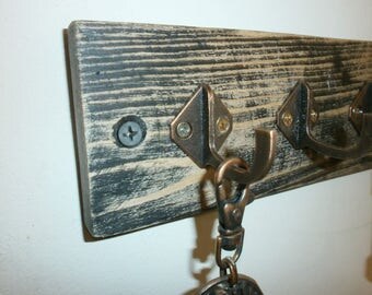 5 Hooks, Wood Necklace Display, jewelry organizer, necklace wall hanger, wall hooks, Key Holder, rustic hooks