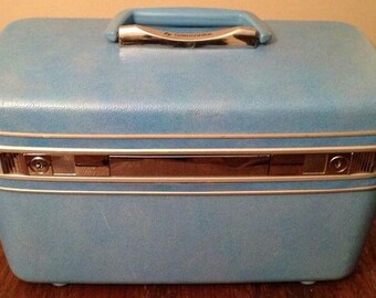 Vintage Sky/Baby Blue Samsonite Travel/Train/Makeup Case