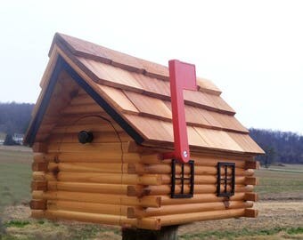 Log Cabin Mailbox, Cedar wood, handmade, Amish