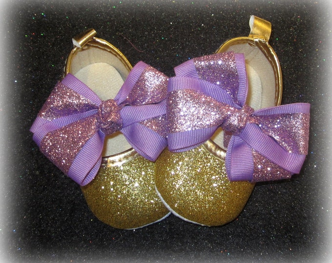 Lavender Baby Shoes, Purple Glitter Shoes, Girls Glitter shoes, Crib shoes, Infant Shoes, Flower Girl Shoes, Pageant Shoes, Birthday Shoes,