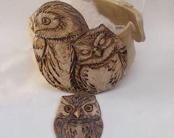Owl Yarn bowl, Stoneware Ceramic Yarn Bowl, Owl Button