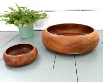 Dinner Time.. Vintage Wood Bowl, Home Decor, Kitchen Decor, Fruit Bowl, Salad Bowl